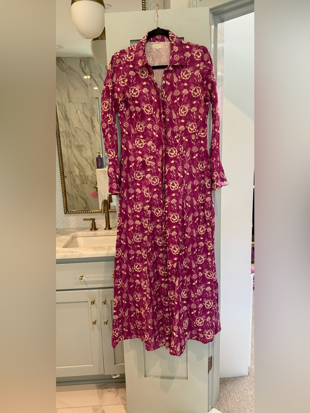 Livro Classic Maxi Magenta Shirtdress in Bramble Motifs XS